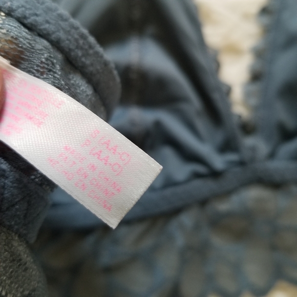 PINK VS Halter Lace Bralette Small - Picture 10 of 10